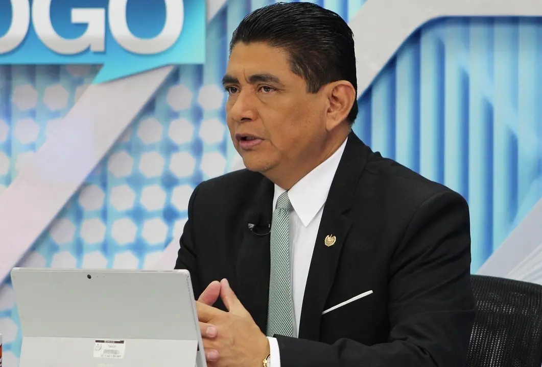 Ra&uacute;l L&oacute;pez