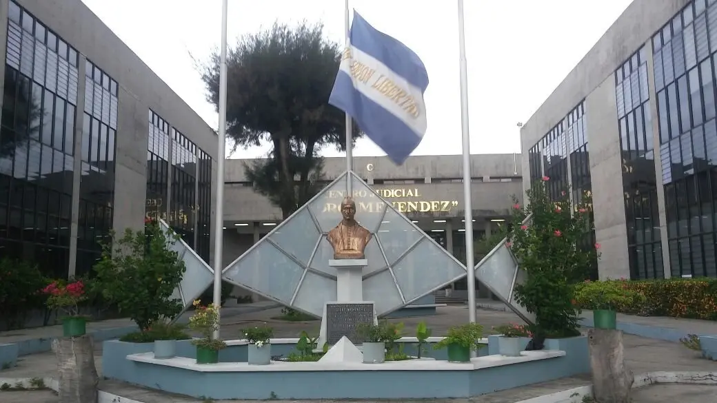 Centro Judicial Isidro Men&eacute;ndez