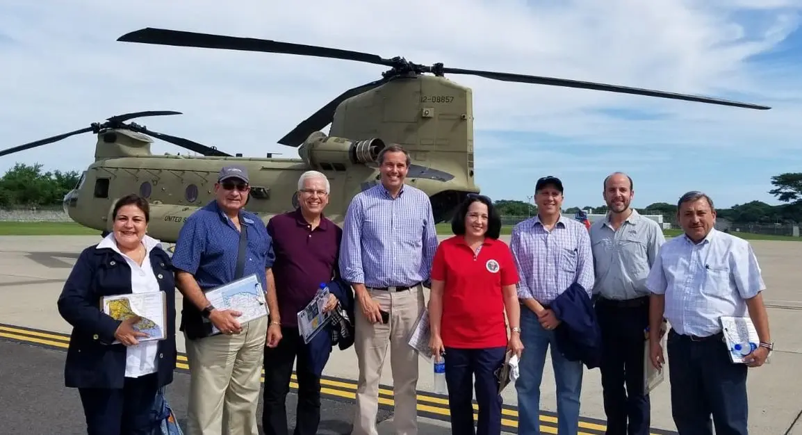 Jean Manes en el pa&iacute;s