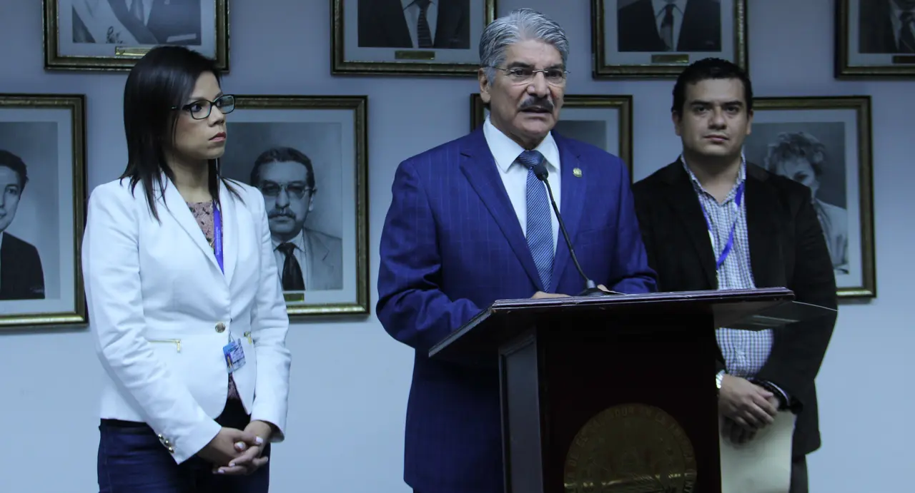 conf.quijano-foto tito