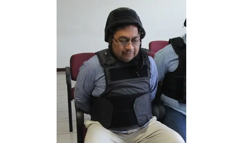 Esteban Ca&ntilde;as Calder&oacute;n