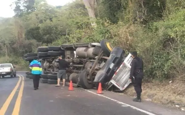Foto tomada de Tr&aacute;fico SV