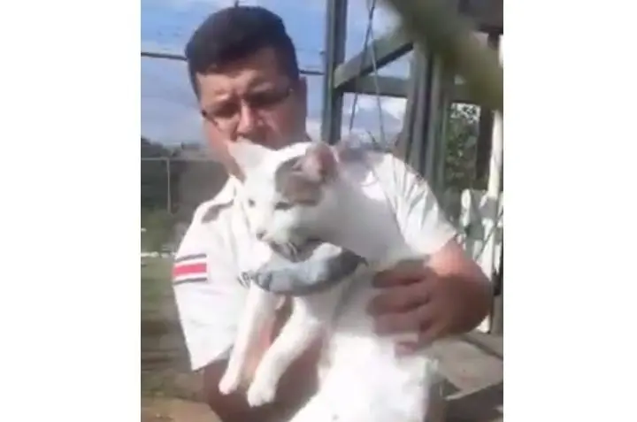 Foto tomada del Twitter de @AnnitaCalderon