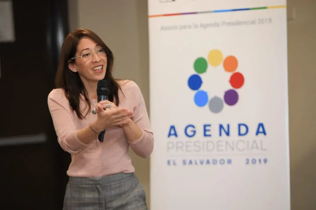 carmen a&iacute;da lazo