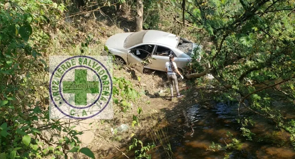 Polic&iacute;as Ciudad Arce