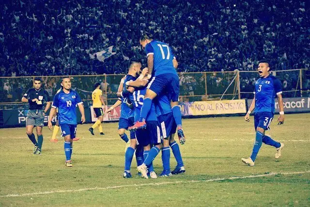 Selecta contra Jamaica