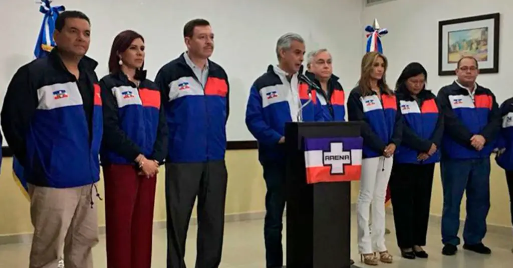 mauricio-interiano-deja-el-coena-1024x536