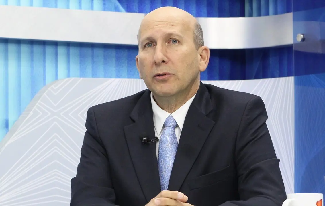 SIm&aacute;n en Di&aacute;logo 21