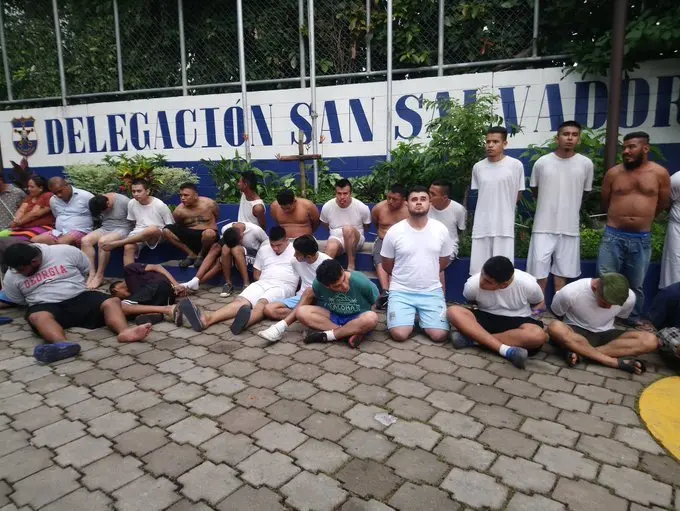 Capturados en San Salvador