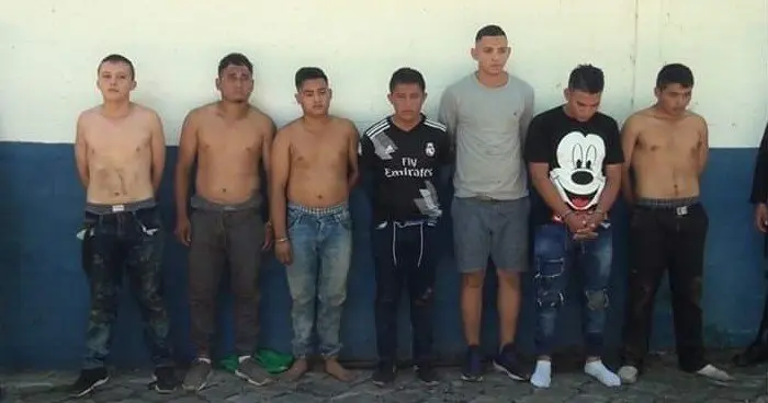 pandilleros que se hac&iacute;an pasar por vendedores