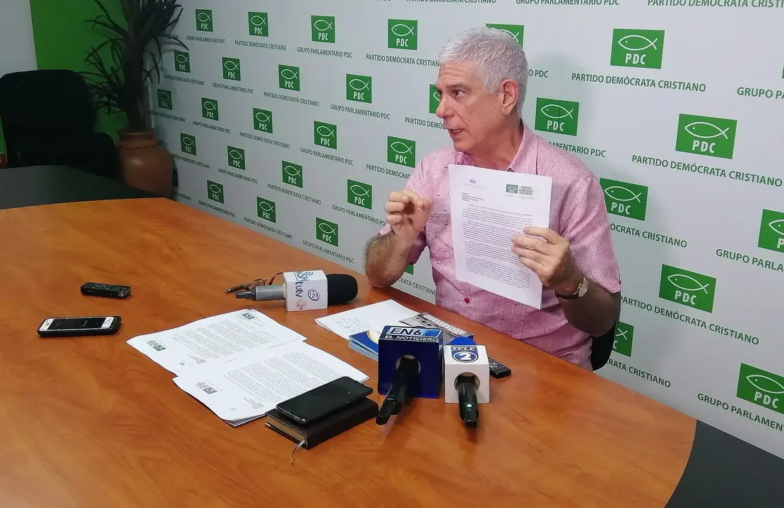 Rodolfo Parker y CICIES