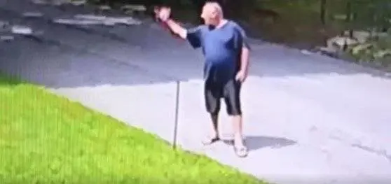 Dispar&oacute; con dedo