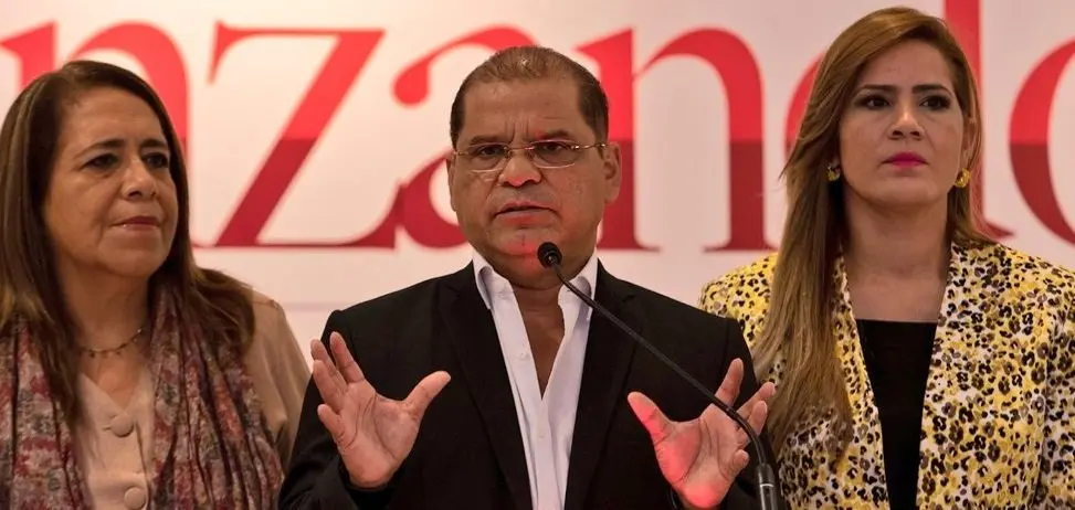 FMLN 100 d&iacute;as