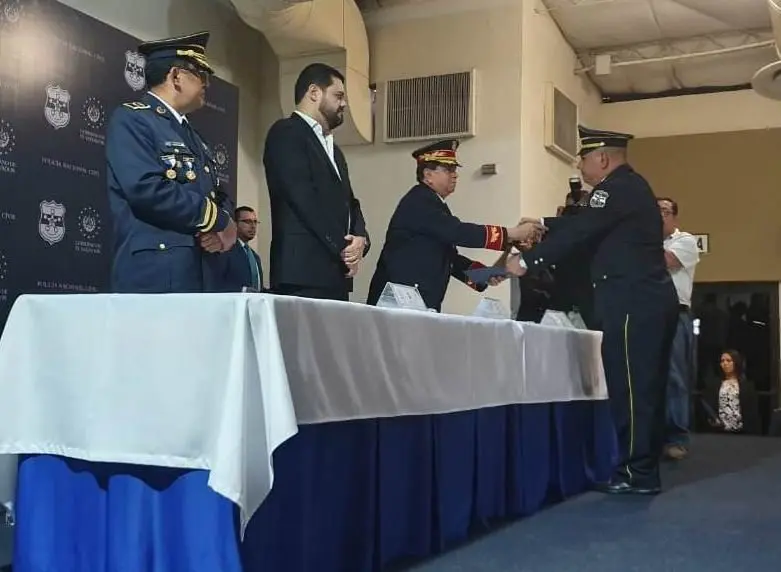 Graduaci&oacute;n de Subinspectores