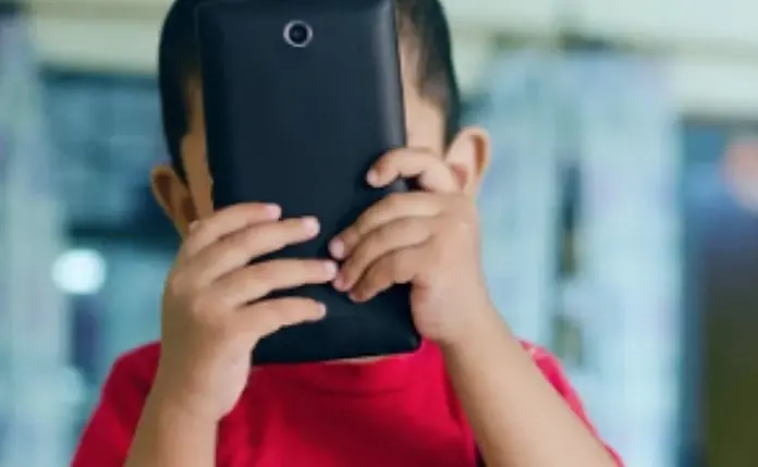 Ni&ntilde;o se suicida