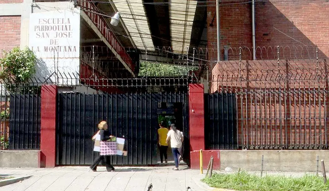 escuela parroquial San Jos&eacute; de la Monta&ntilde;a 1