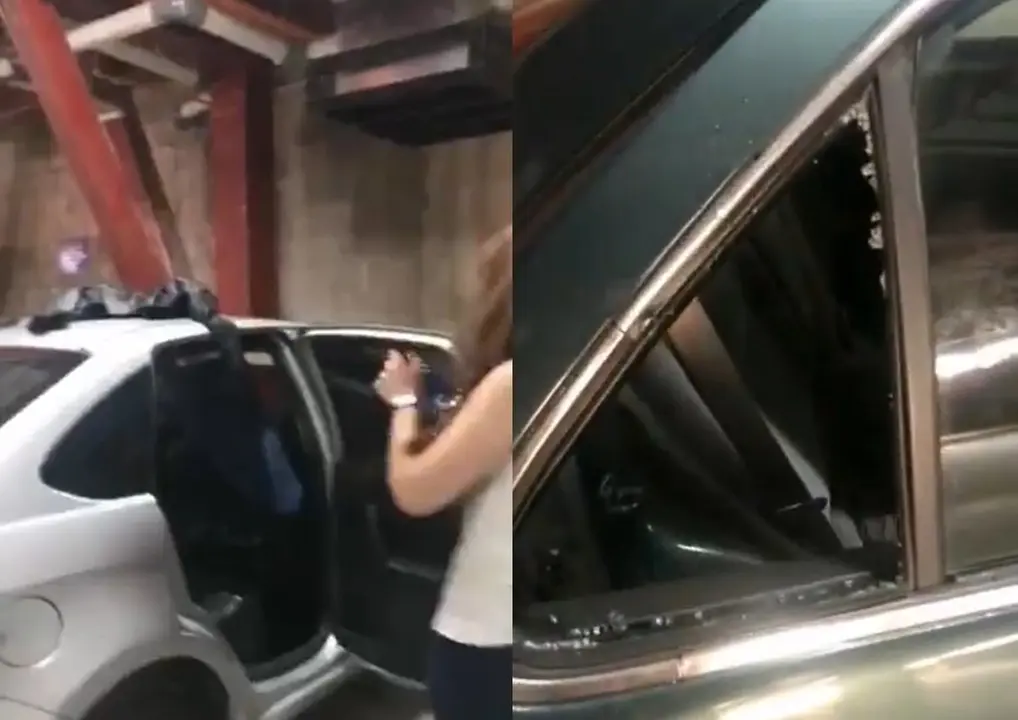 Veh&iacute;culos abiertos en parqueo 1