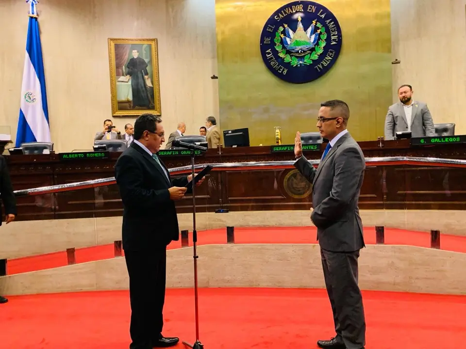 Juramentaci&oacute;n de Apolonio Tobar