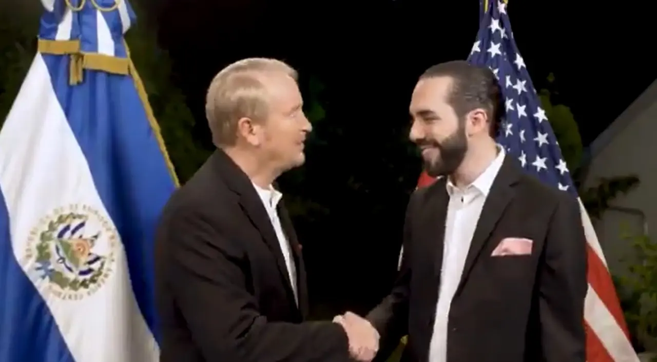 Bukele y embajador