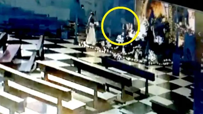 Hurtan imagen en iglesia El Rosario 2