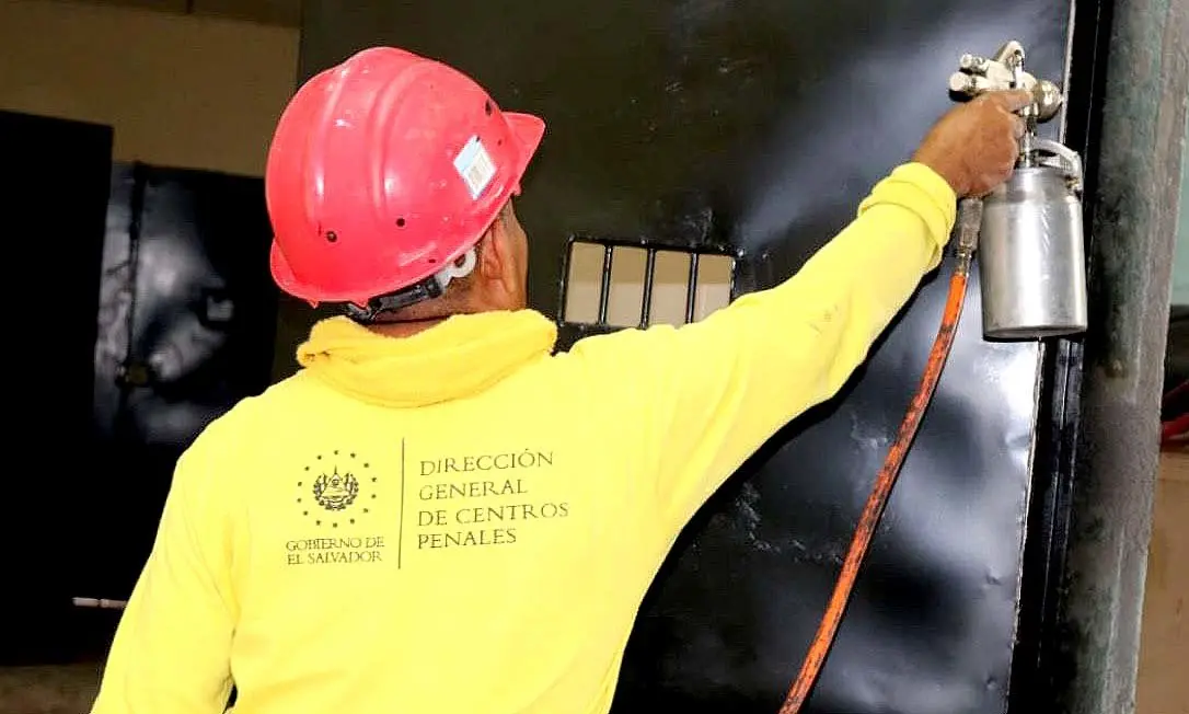 Programas de rehabilitaci&oacute;n para reos en fase de confianza 2