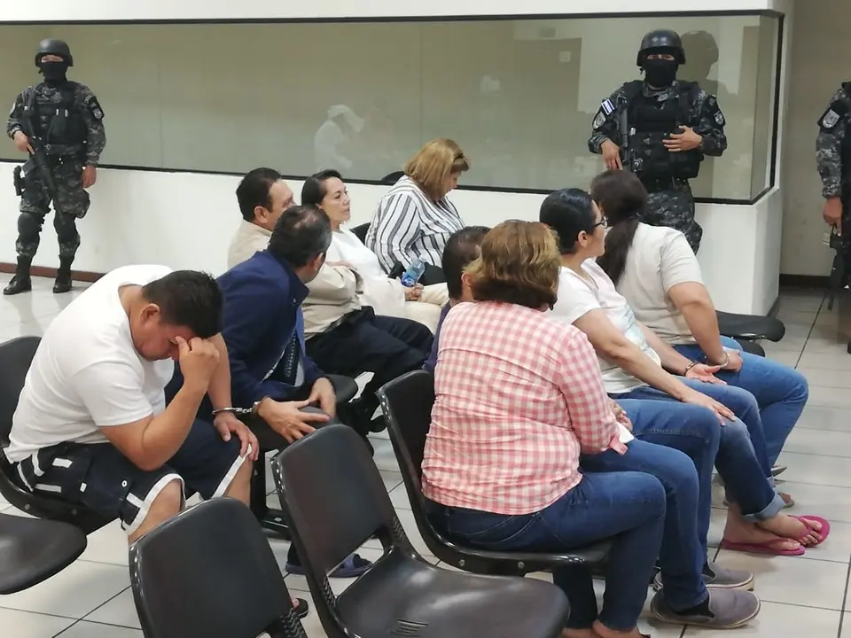 Reyes y banda de lavado de dinero