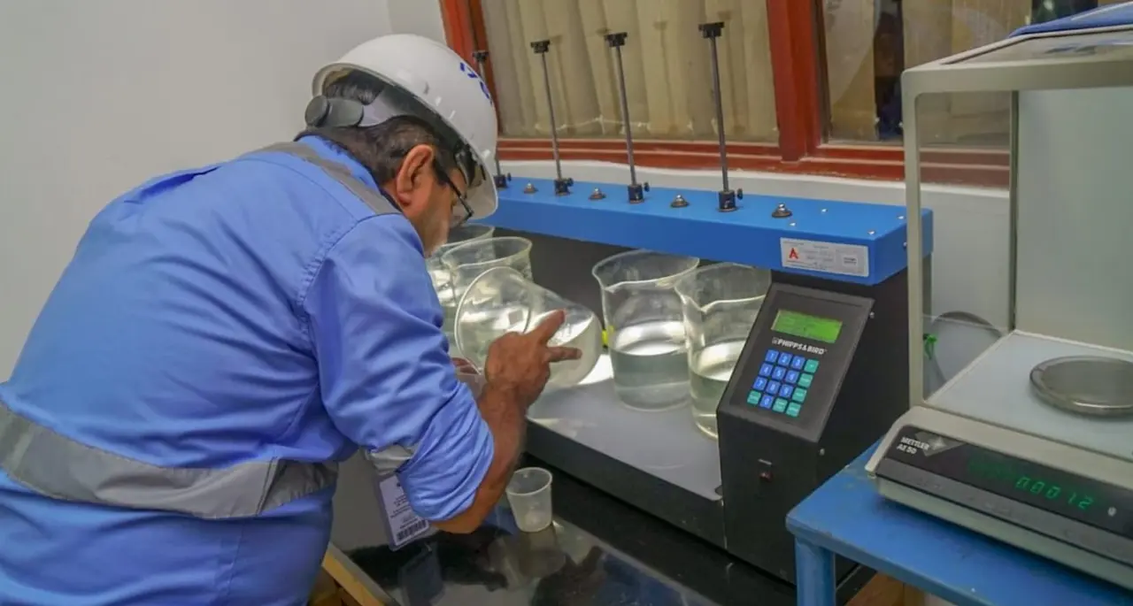 Se soluciona mal olor de agua