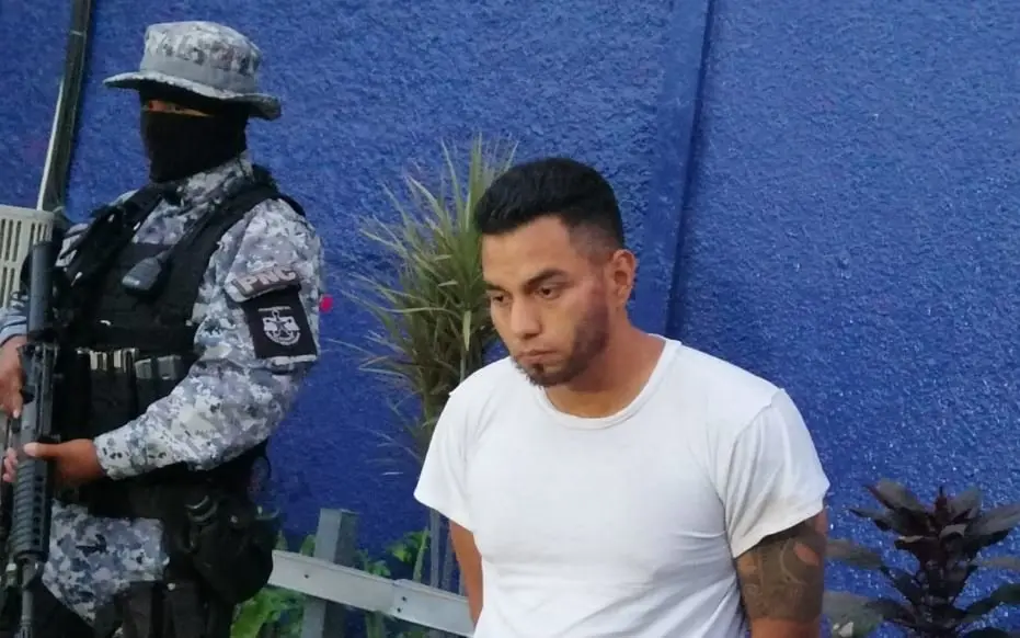 Huy&oacute; por barranco