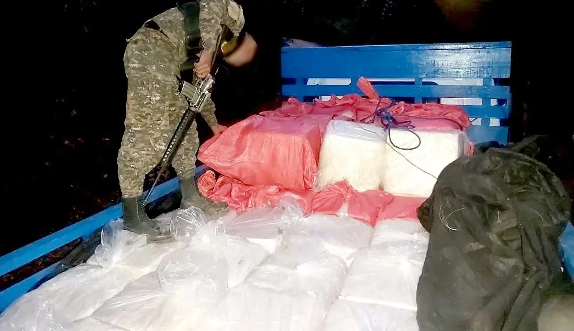 Decomisan queso de contrabando en Moraz&aacute;n 1