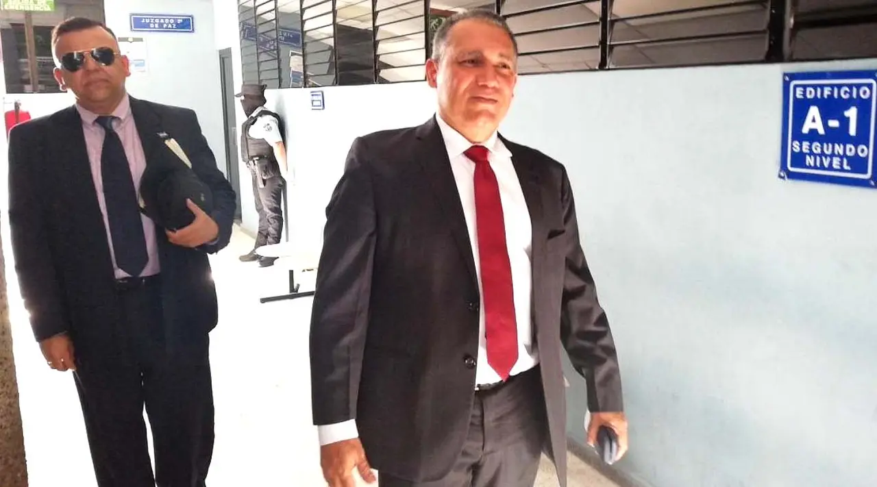 Ar&iacute;stides Valencia 1