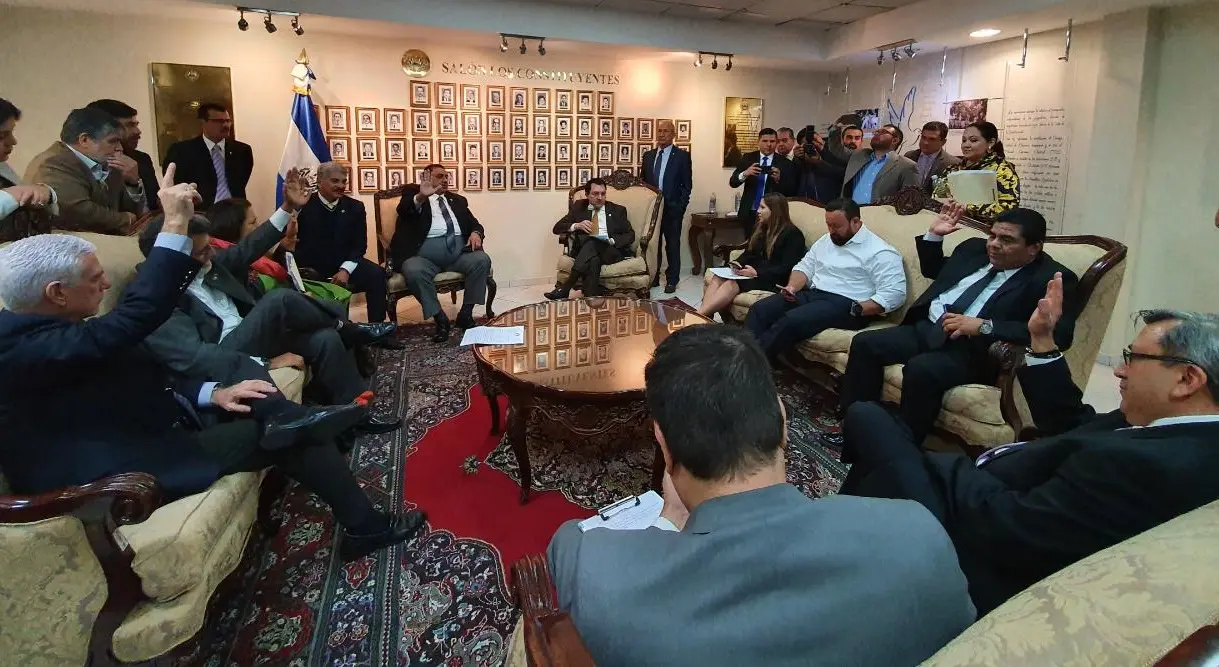 Diputados comisi&oacute;n