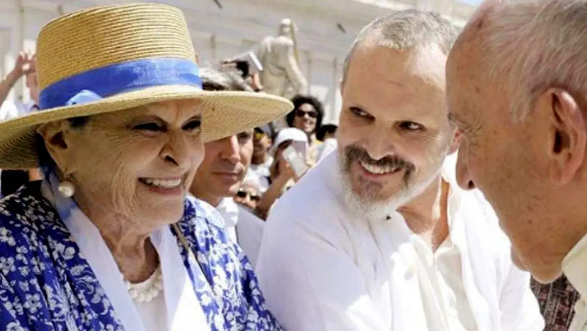 Luc&iacute;a Bos&eacute;