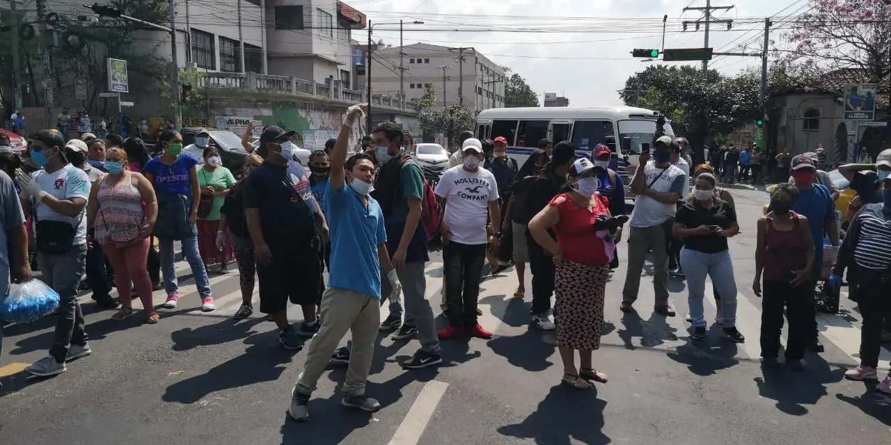 Vendedores en la calle