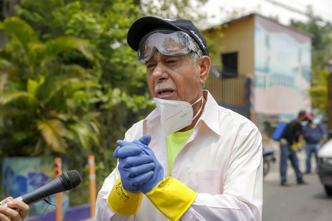 Salvador Men&eacute;ndez, San Luis Talpa