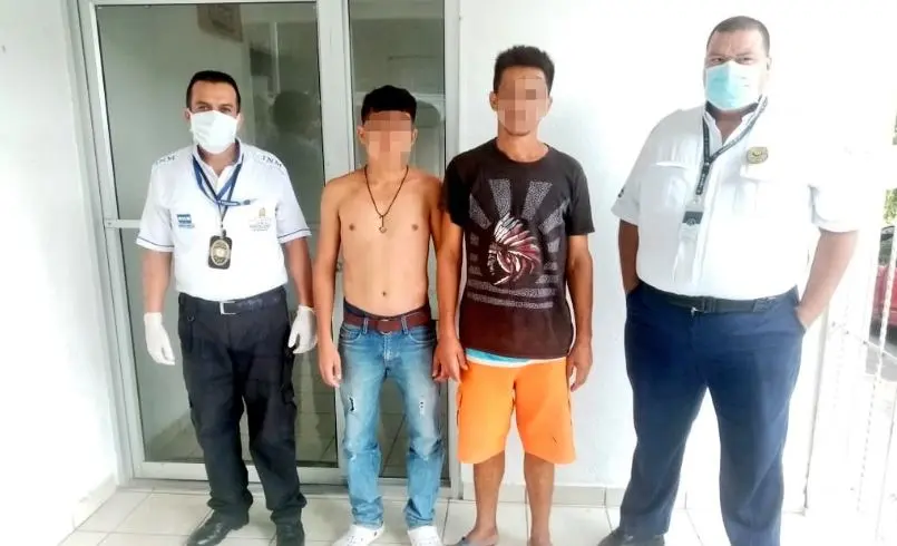 Hondure&ntilde;os expulsados