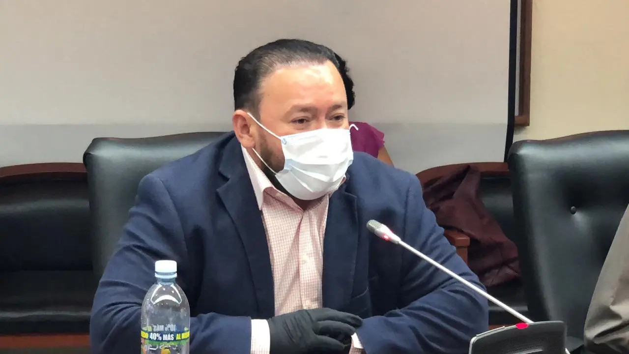 Gallegos en comisi&oacute;n