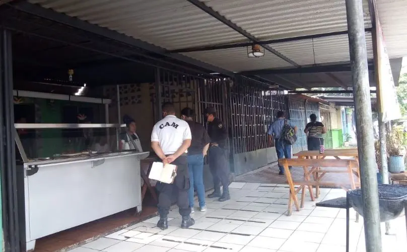 Cierre de pupuser&iacute;a