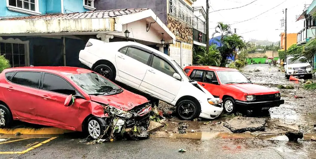 Inundaciones en San Salvador 1