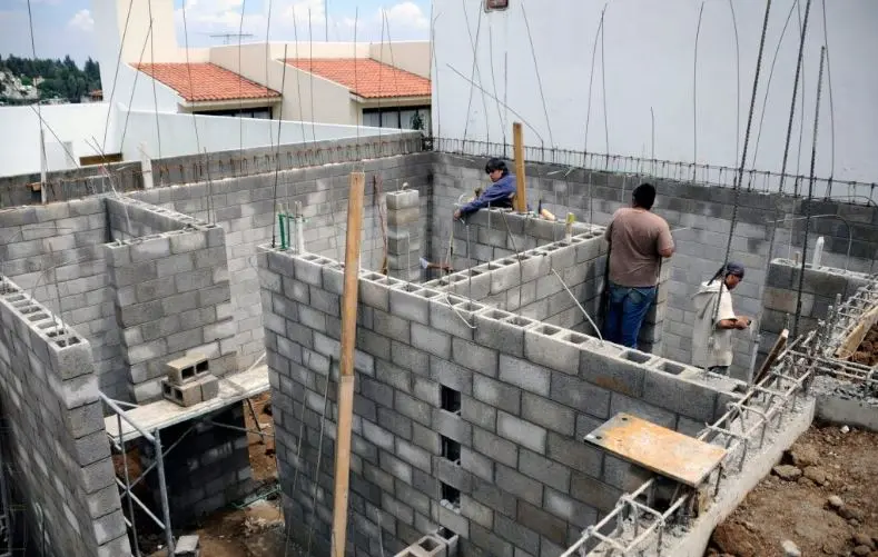 Construcci&oacute;n de casas