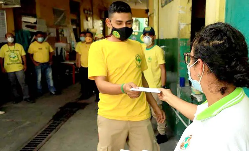 Enrtregan ayuda econ&oacute;mica a Comandos de Salvamento fotos cortes&iacute;a de la instituci&oacute;n 2