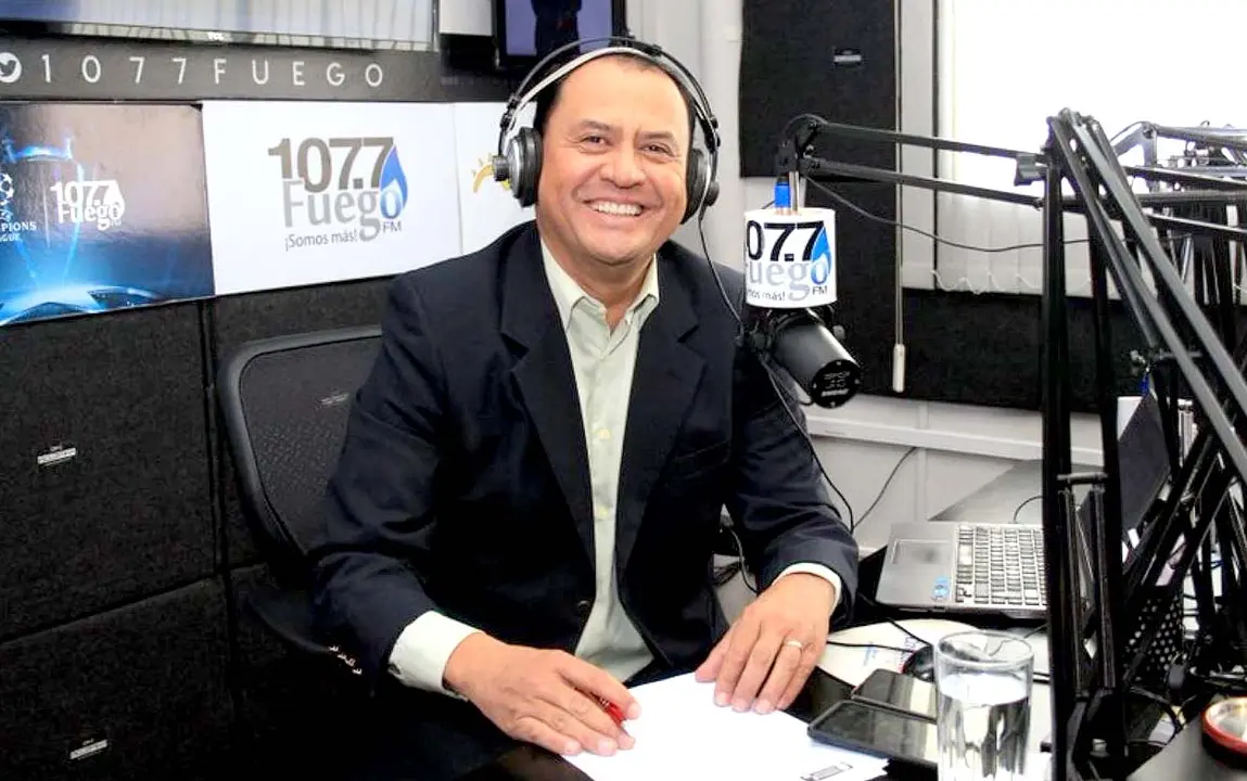 Ernesto L&oacute;pez foto tomada de su cuenta de Twitter