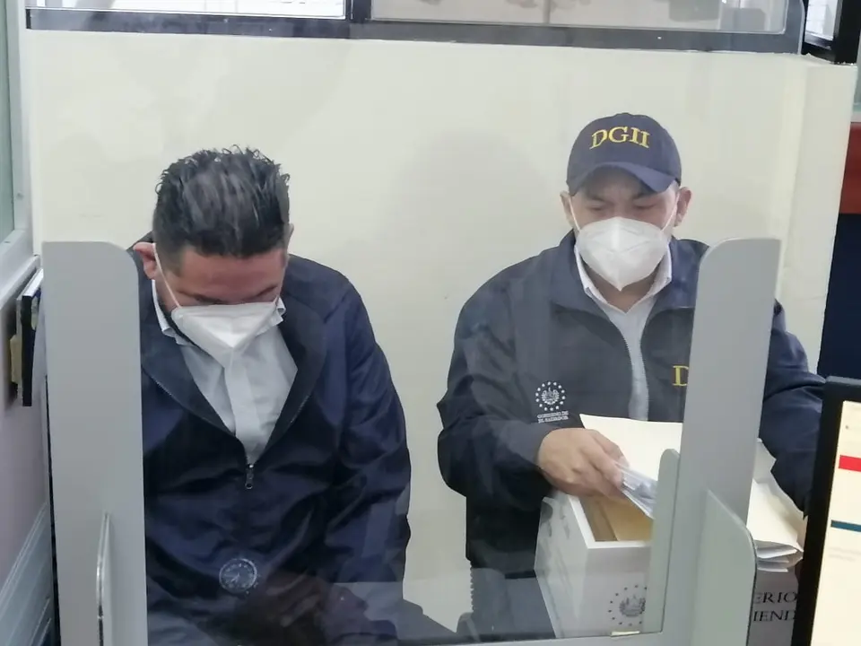 Hacienda evasi&oacute;n