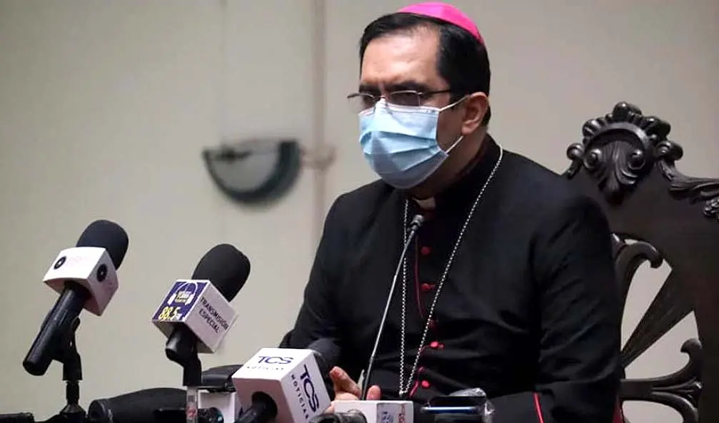 Arzobispo de San Salvador Monse&ntilde;or Escobar Alas Foto tomada del Arzobispado de San Salvador