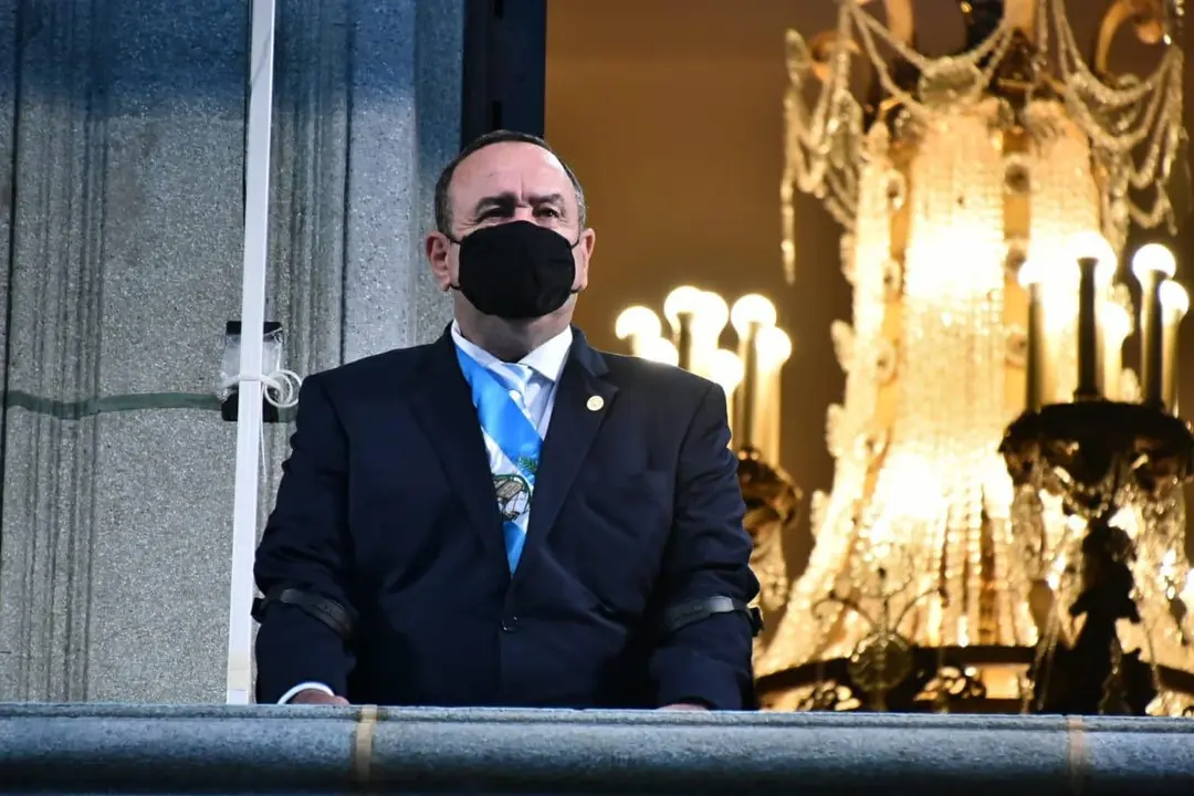 Giammattei en independencia de Guatemala