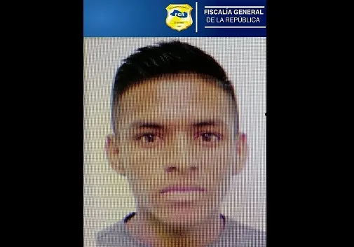 Amenaz&oacute; a familia para que se fuera de su casa