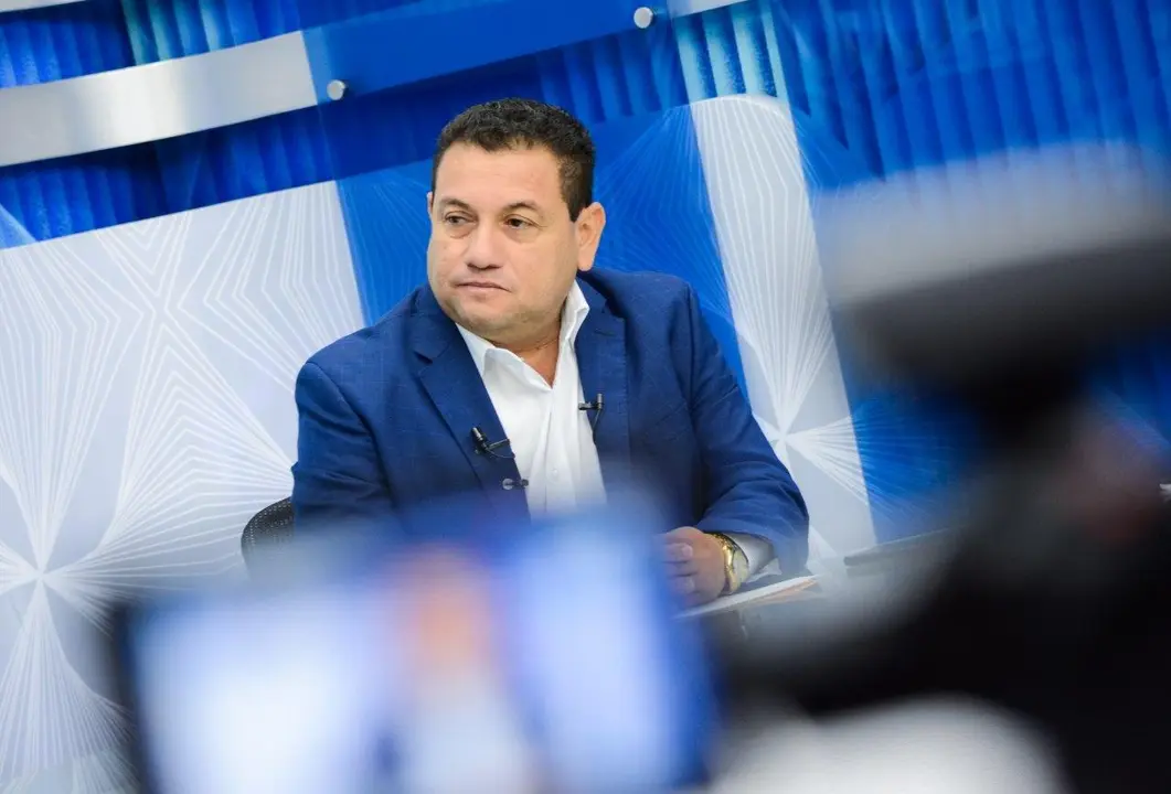 Rolando Castro en Di&aacute;logo