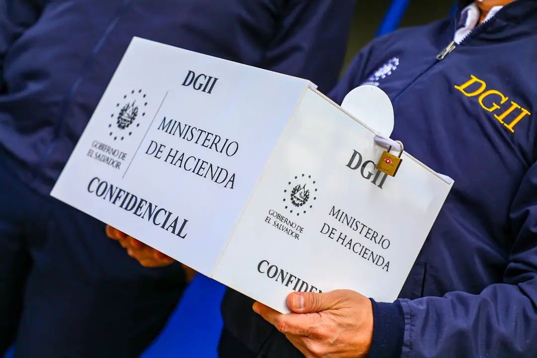 Hacienda evasi&oacute;n