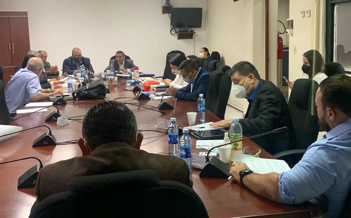 Comisi&oacute;n de Hacienda diputados transporte