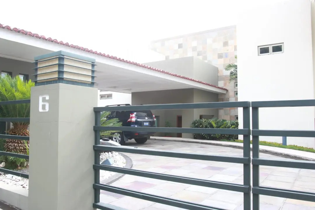 Ren&eacute; Figueroa 3