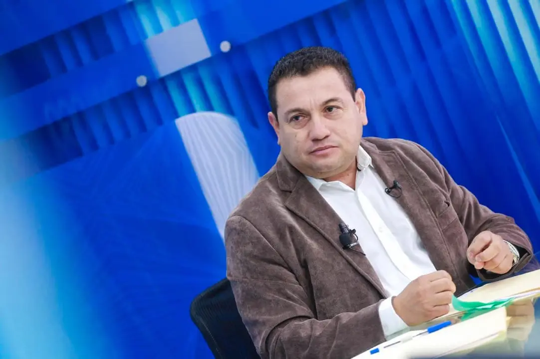 Rolando Castro en Di&aacute;logo 2